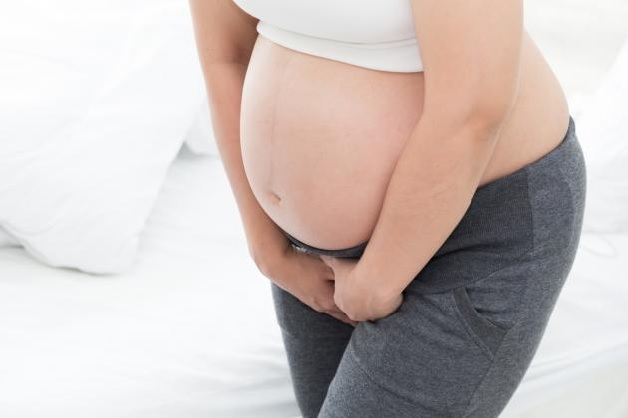 Các mẹ bầu cần theo dõi sức khỏe thường xuyên