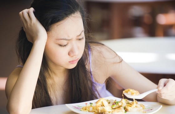 Cách chữa đầy hơi cho bà bầu không cần thuốc